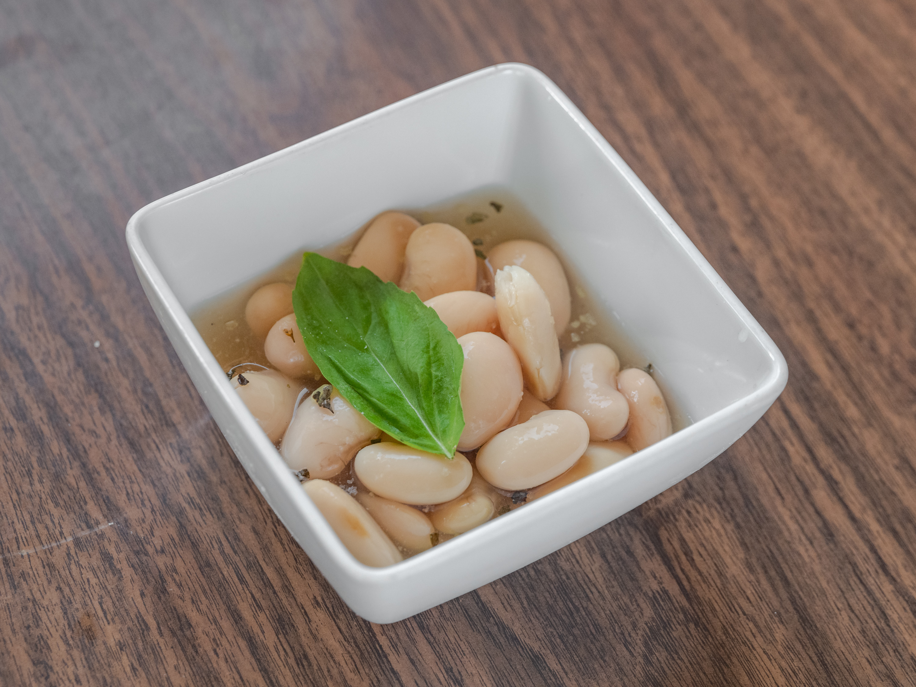Order White Beans food online from Pizzaplex store, Detroit on bringmethat.com