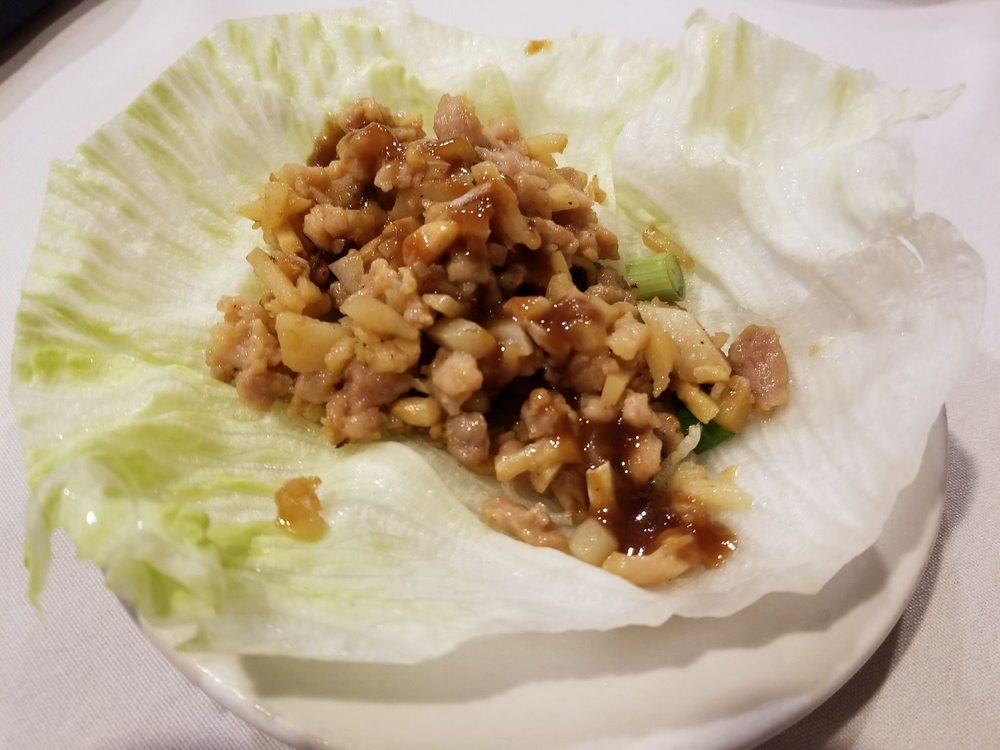 Order Minced Chicken Lettuce Wrap (4)/雞崧 food online from Sam Woo Bbq store, San Gabriel on bringmethat.com