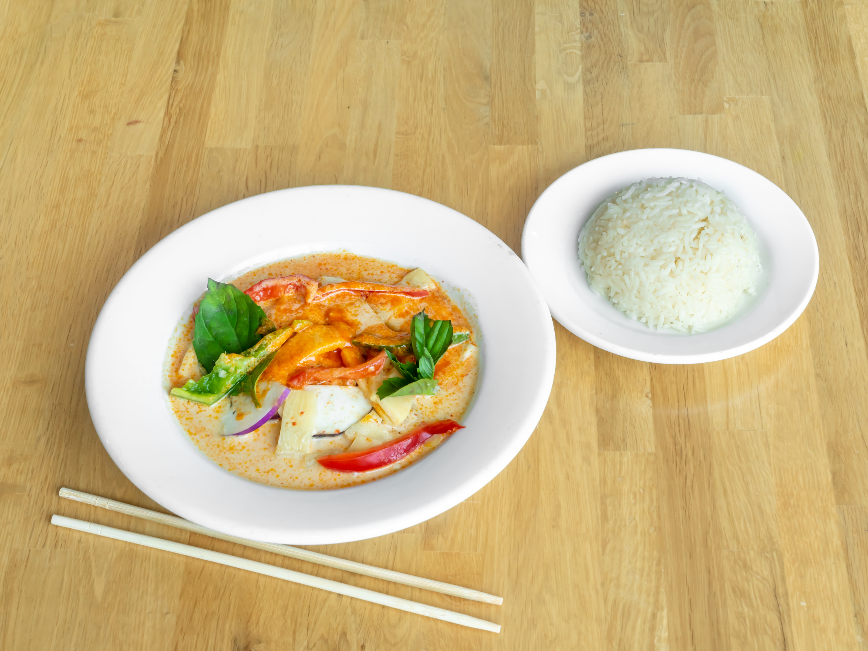 Order Red Curry food online from Karta Thai store, Saint Paul on bringmethat.com
