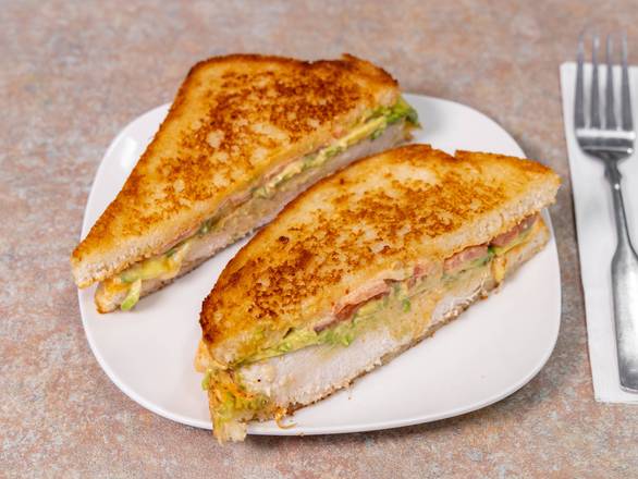 Order Chipotle Chicken Sandwich food online from Sal Pizza & Bagelry store, La Verne on bringmethat.com