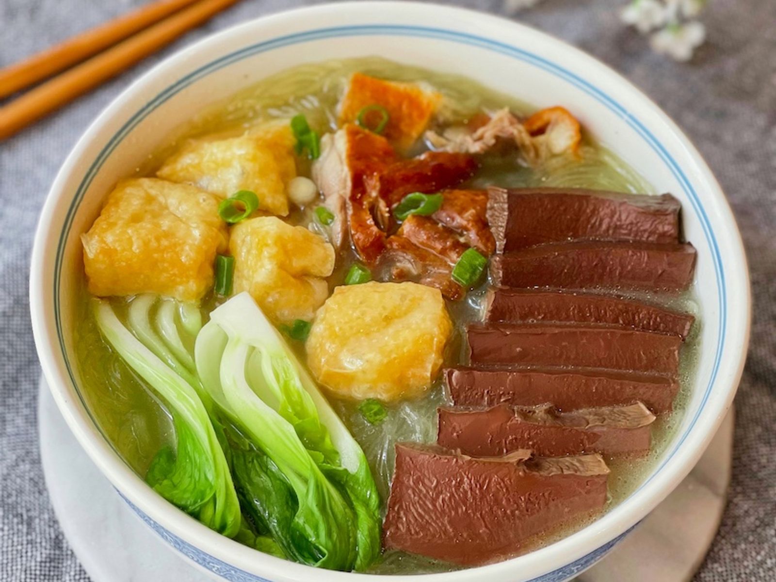 Order C3 Duck Broth Rice Noodle W/ Blood Curd C3 鸭血粉丝汤 food online from Mid Summer Lounge store, Champaign on bringmethat.com
