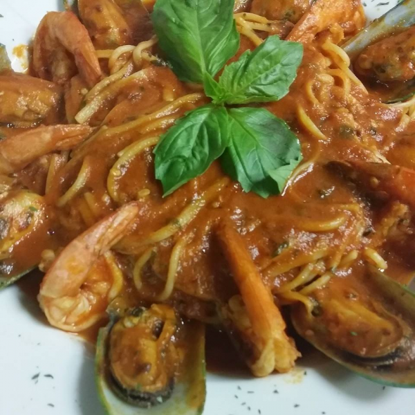 Order Shrimp Fra Diavolo food online from Lefty's Pizzeria and Restaurant store, Paterson on bringmethat.com
