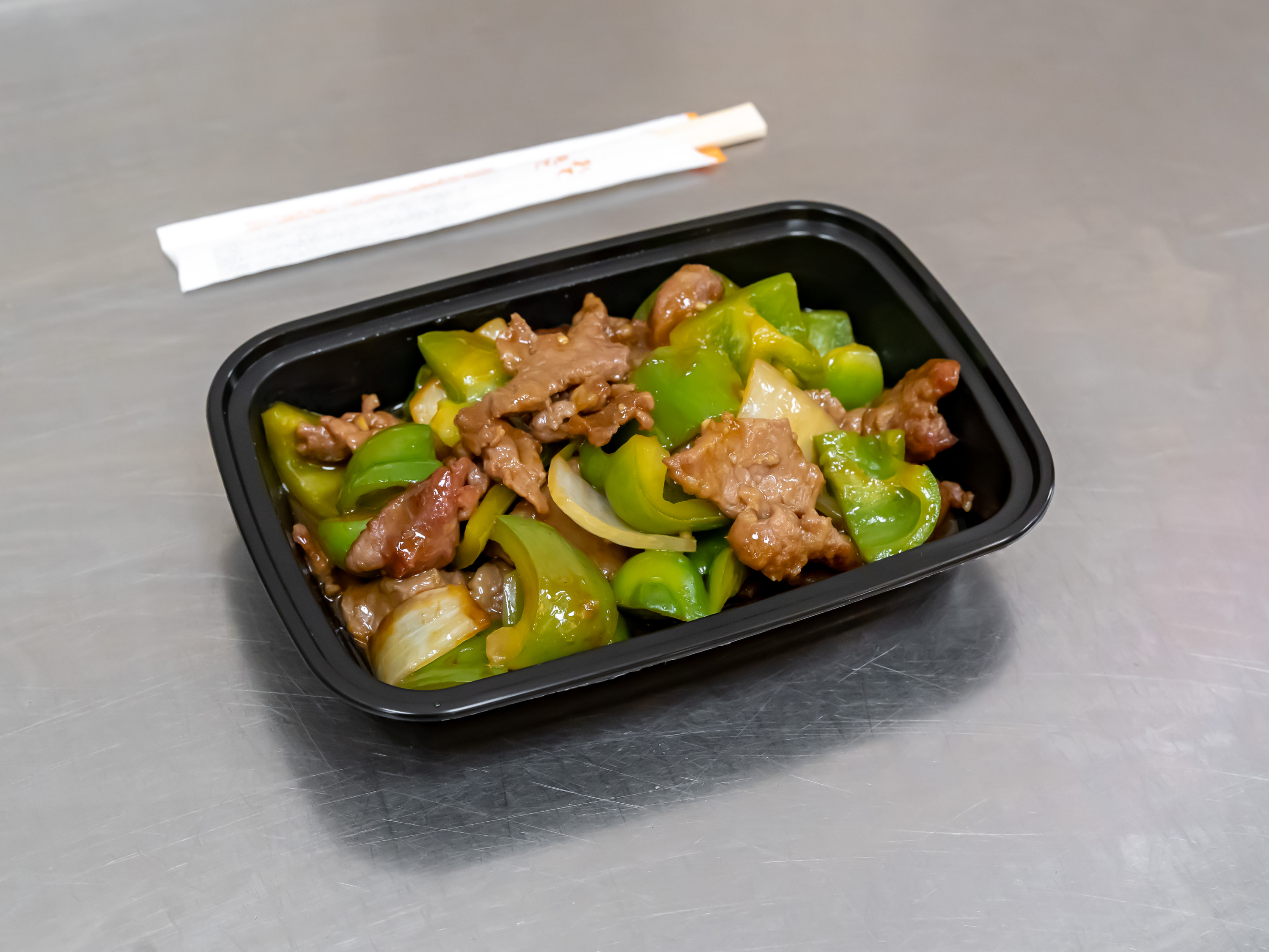Order Pepper Steak with Onion  food online from Chinese Kitchen 427 store, Willow Grove on bringmethat.com