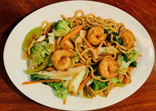 Order Shrimp Chow Mein (Mi Xao Tom) food online from Thanh Tam Ii store, San Francisco on bringmethat.com