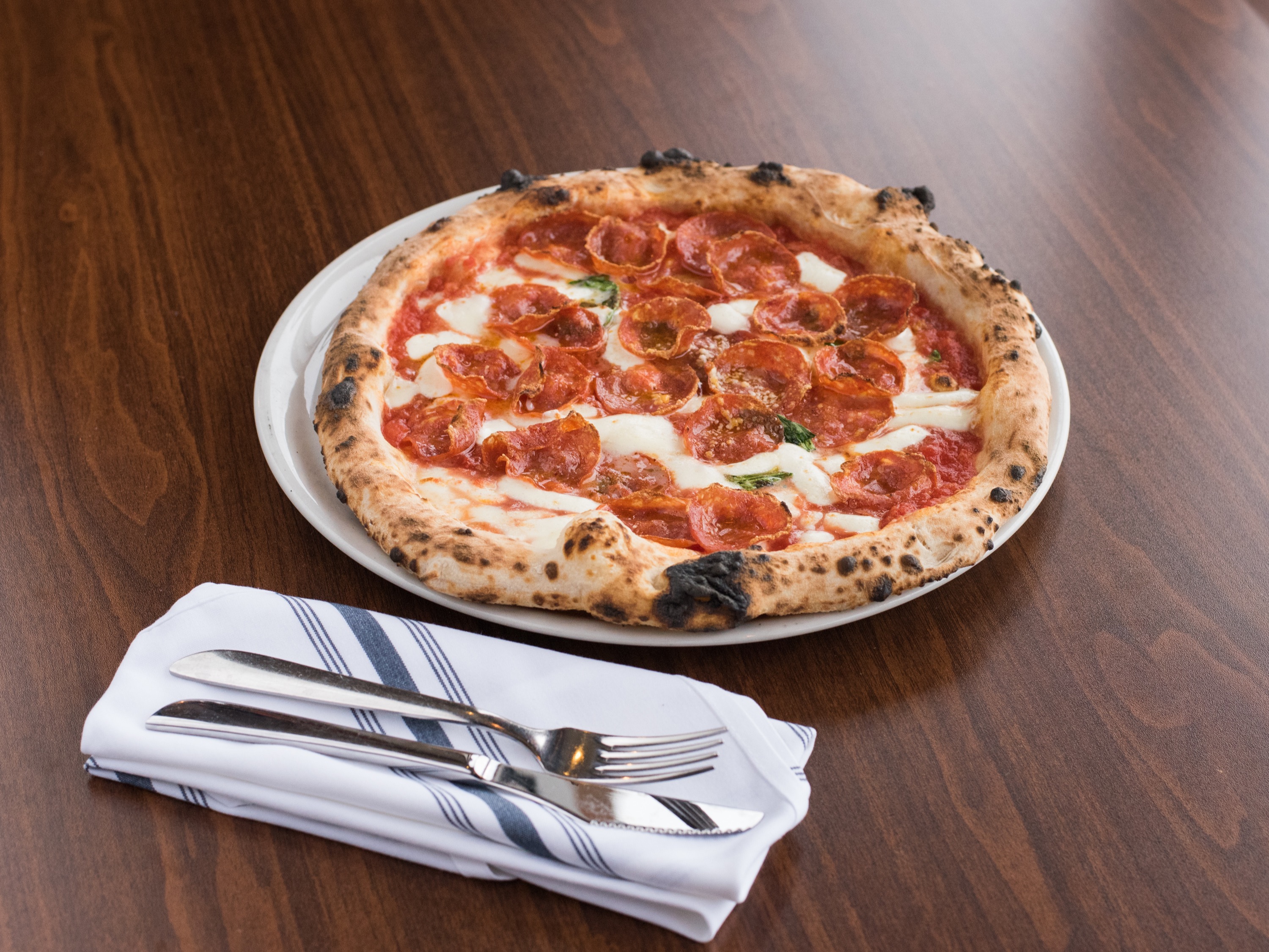 Order Diavola Pizza food online from Napoli Per Tutti store, Schaumburg on bringmethat.com