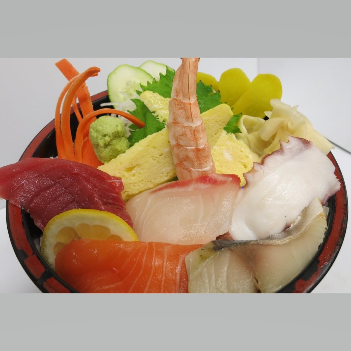 Order Chirashi Bowl food online from Noshi Sushi store, Los Angeles on bringmethat.com