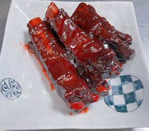 Order A7. BBQ Spare Ribs food online from China Hut store, Chicago on bringmethat.com