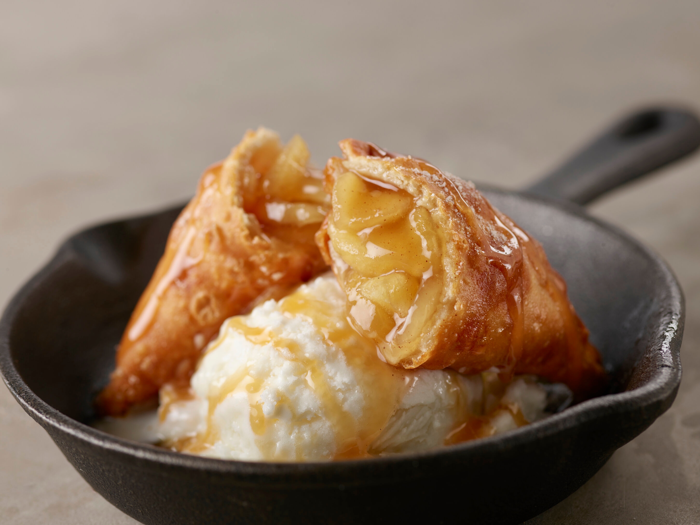 Order Fried Apple Pie food online from Smokey Bones (#76340 store, Tarentum on bringmethat.com
