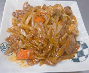 Order B10. Mongolian Beef food online from China Hut store, Chicago on bringmethat.com