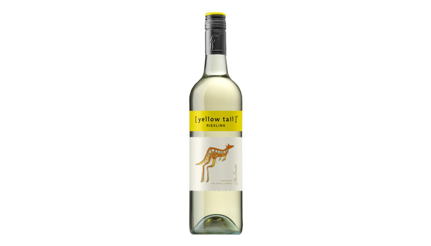 Order Yellow Tail Riesling 750mL food online from Robert Market store, Los Angeles on bringmethat.com