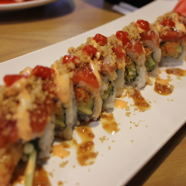 Order Spicy Crunch Roll food online from JS Sushi store, Carrollton on bringmethat.com
