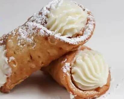 Order Cannoli food online from Yum Yum Soup store, Nashville on bringmethat.com