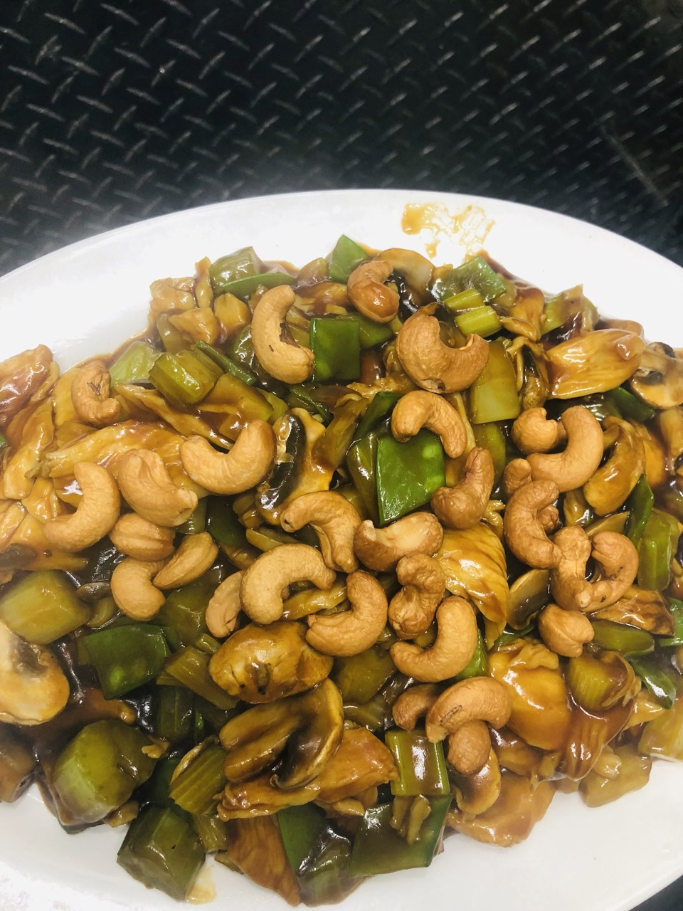 Order Chicken with Cashews food online from Authentic Chinese store, San Antonio on bringmethat.com