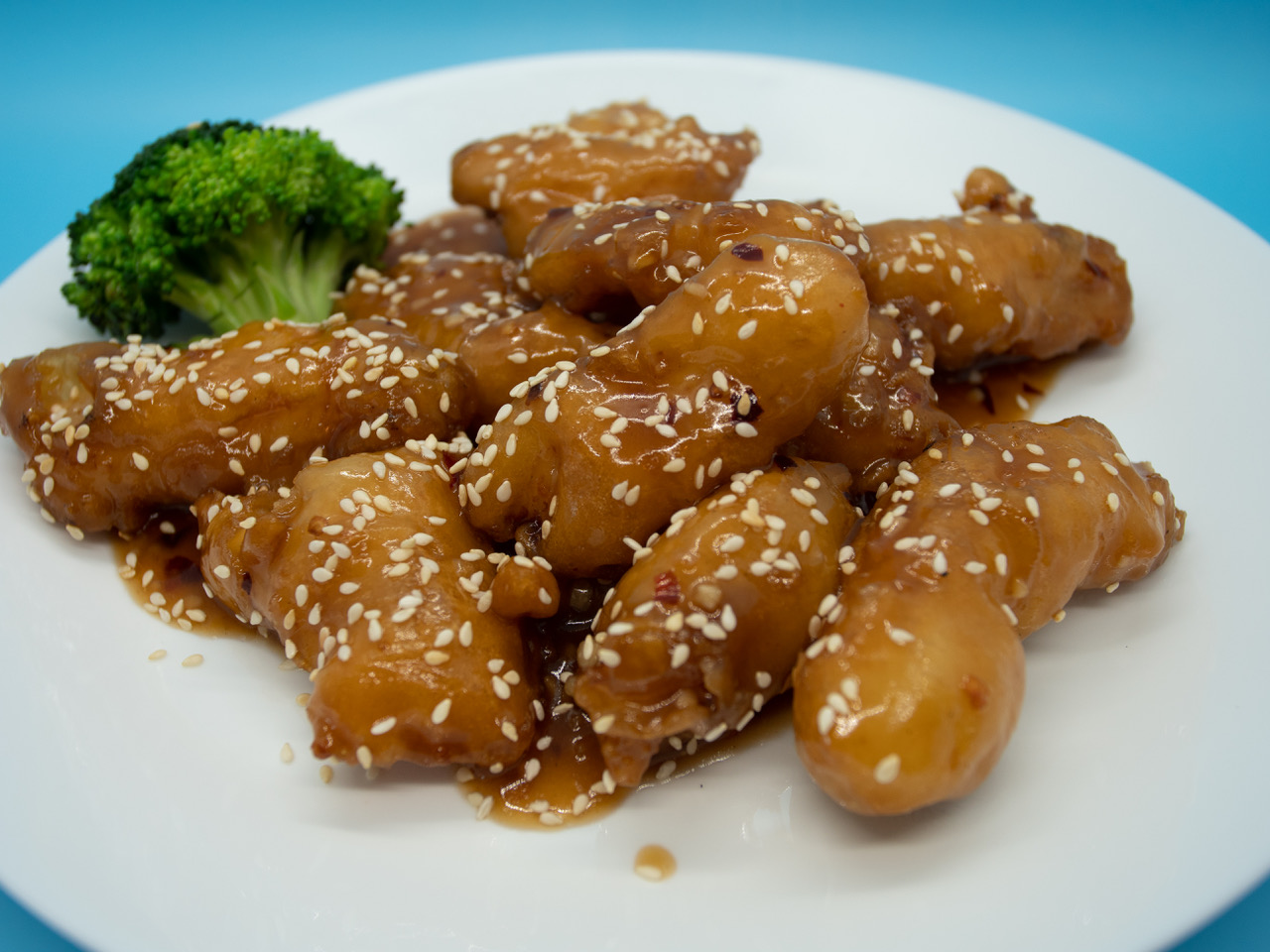 Order D11. Sesame Chicken  芝麻鸡 food online from Hai master kitchen store, Laguna Woods on bringmethat.com