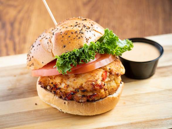 Order Jumbo Lump Crabcake Sandwich food online from Chickie & Pete store, Eagleville on bringmethat.com