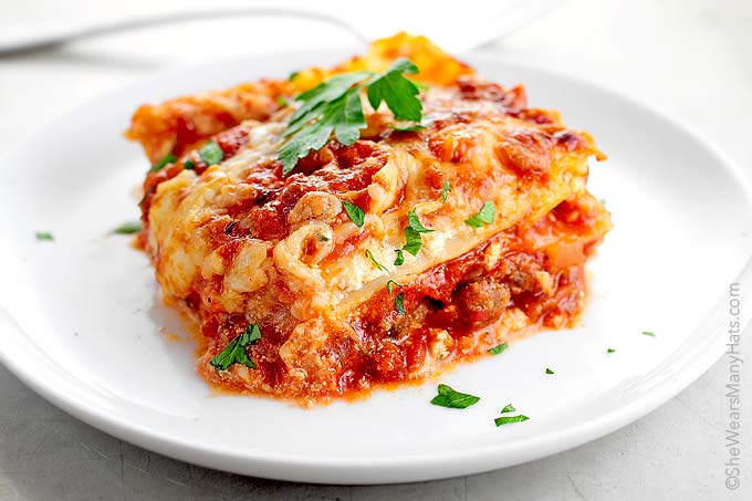 Order Lasagna Baked with Cheese food online from Palermo Pizza store, El Monte on bringmethat.com