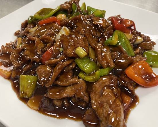 Order Green Pepper Beef food online from Pepper Twins store, Houston on bringmethat.com