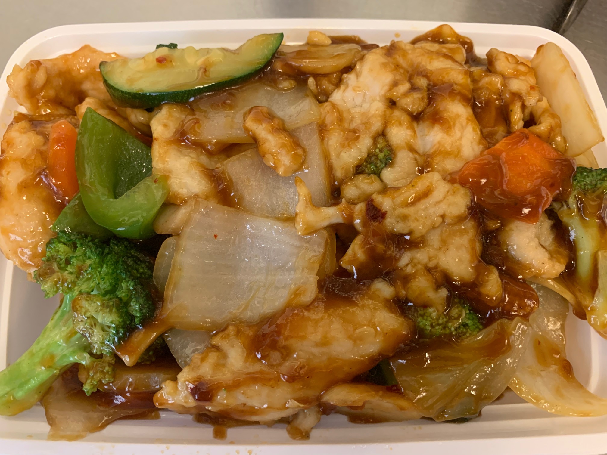 Order 鱼香鸡 / Chicken with Garlic Sauce food online from China King store, Lansdale on bringmethat.com
