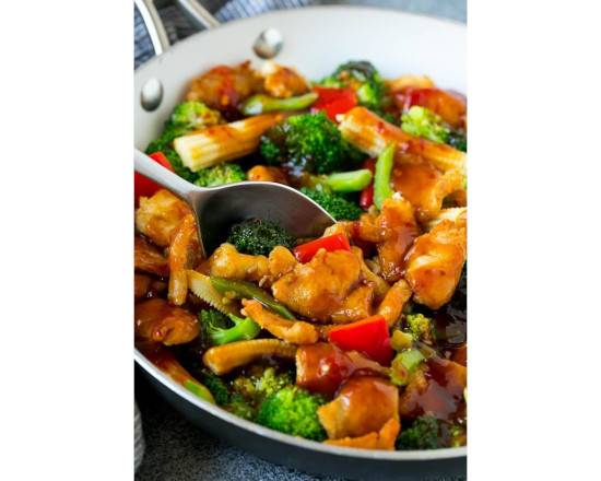 Order Hunan Chicken with Mixed Vegetables湖南鸡 food online from Chuanyu Fusion store, Oklahoma City on bringmethat.com