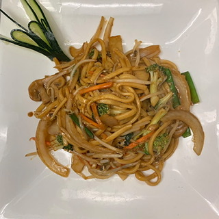 Order Vegetable Lo Mein food online from Asian House store, Chesterfield on bringmethat.com