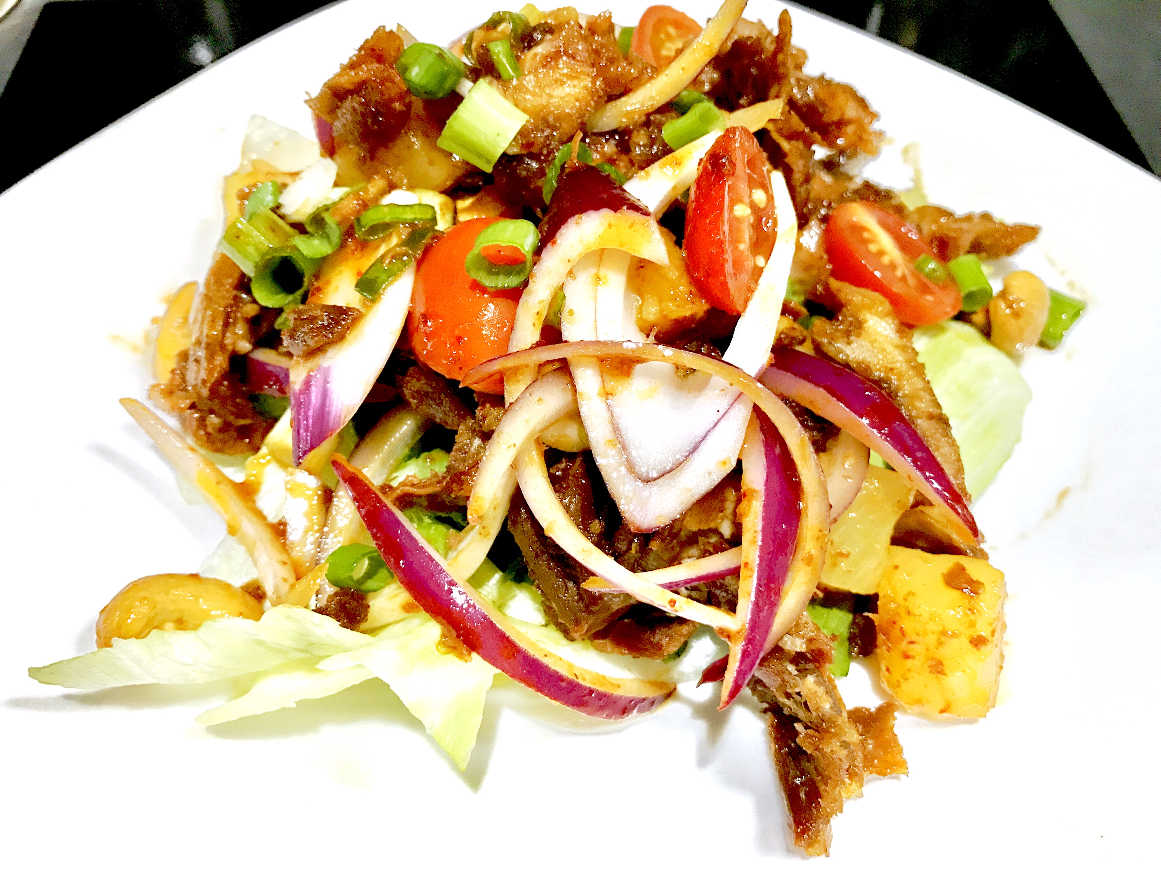Order Yum Duck Salad food online from Vera Thai Restaurant store, Sunnyside on bringmethat.com