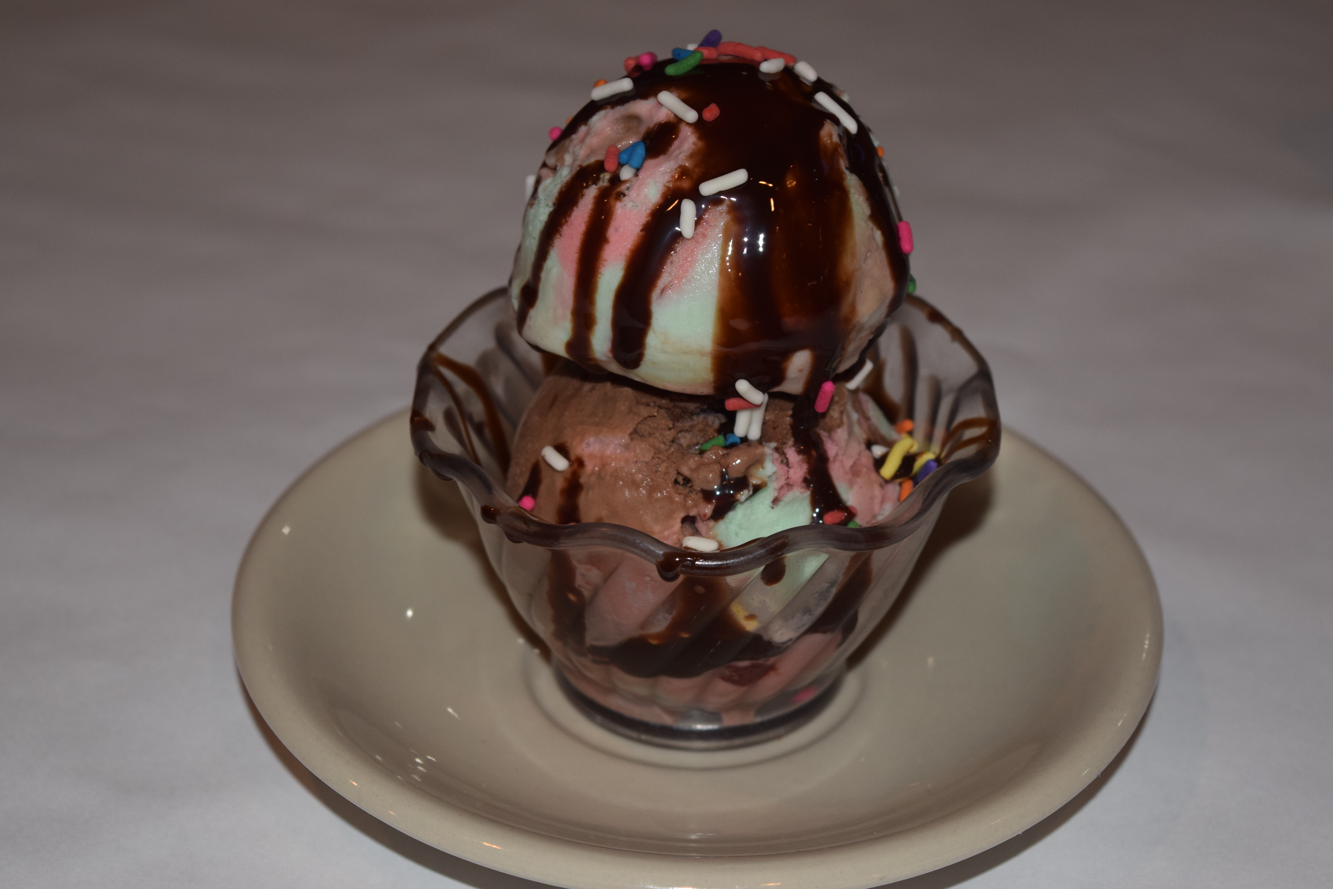 Order Ice Cream food online from Gianni Ristorante & Pizzeria store, Franklin Park on bringmethat.com