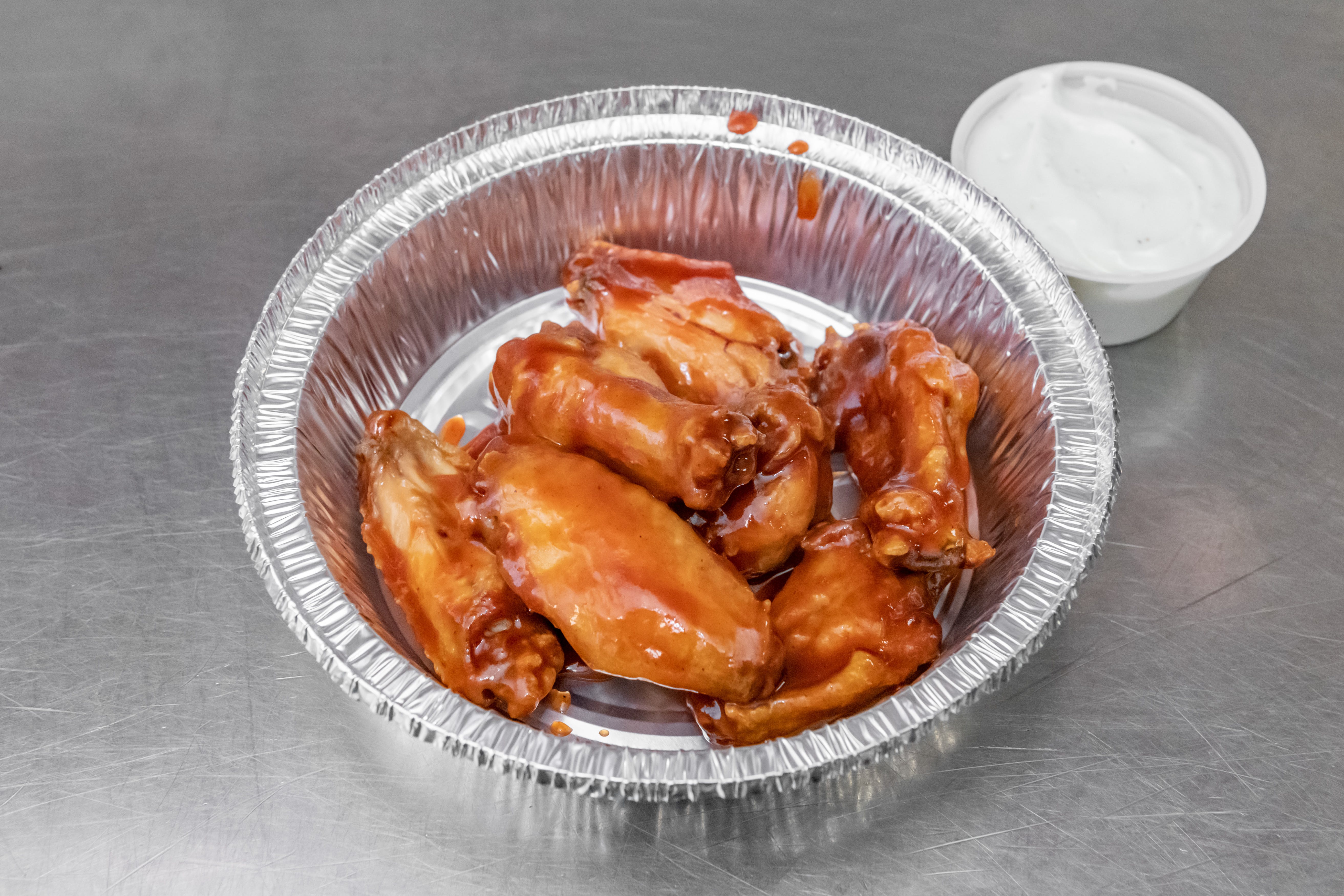 Order Traditional Wings - 5 Pieces food online from Legends Pizza store, Hamden on bringmethat.com