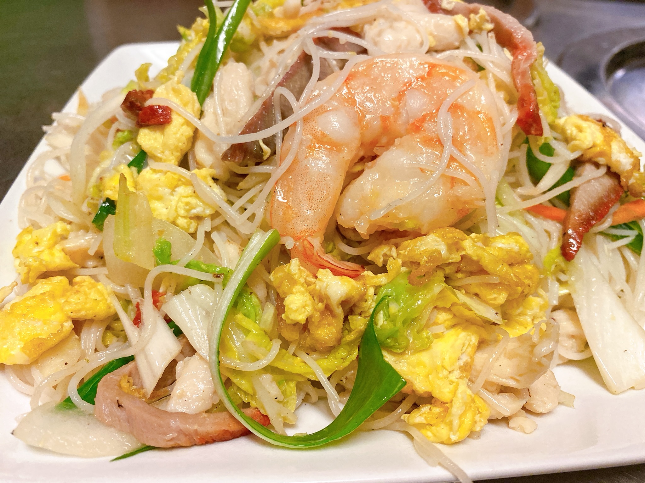 Order CM4. House Special Chow Mein food online from China Jade store, Reisterstown on bringmethat.com