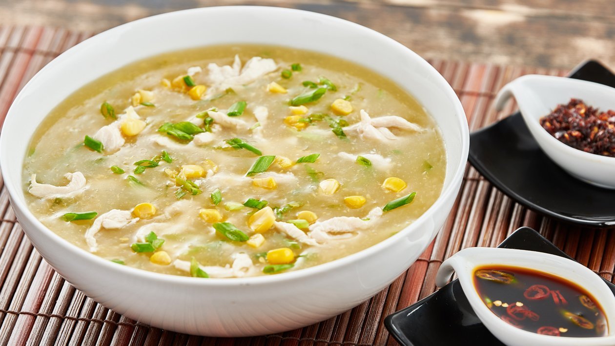 Order Sweet Corn Soup with Mashed Chicken 玉米鸡肉汤 food online from Red Dragon Chinese Restaurant store, Raleigh on bringmethat.com