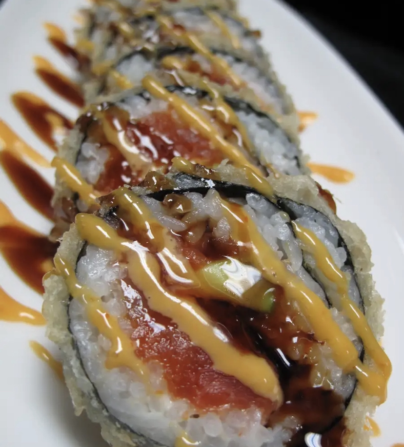 Order Spicy Salmon Tempura Roll food online from Abi sushi store, Astoria on bringmethat.com