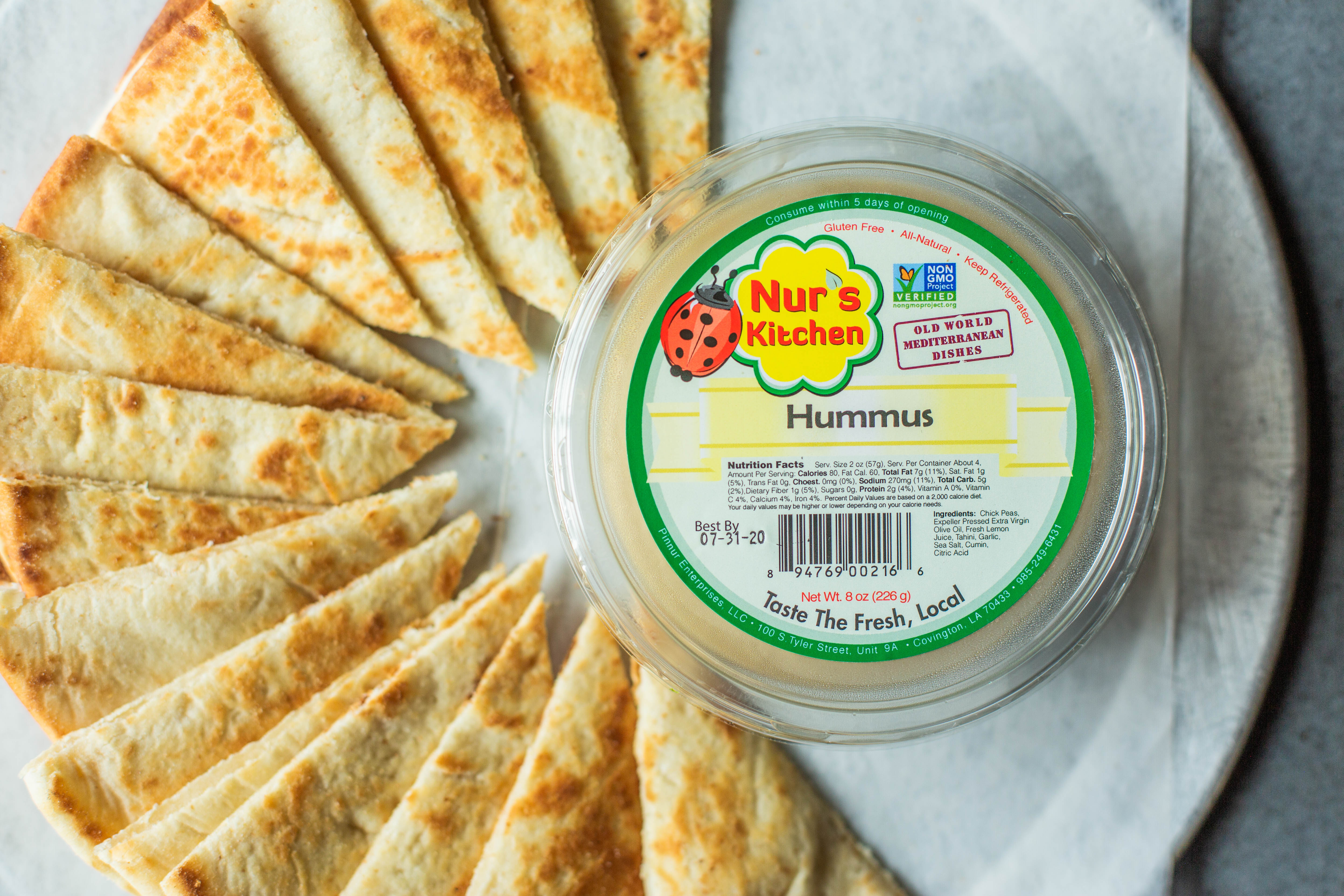 Order Nur's Kitchen Traditional Hummus food online from Magazine Pizza store, New Orleans on bringmethat.com