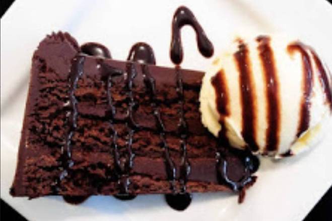 Order Chocolate Fudge Cake food online from Tandoor Char House River North store, Chicago on bringmethat.com