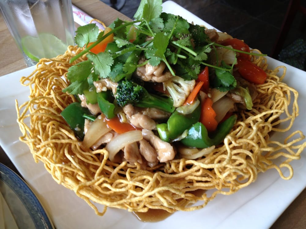 Order C2. Chow Mein Crispy Noodles food online from Pho Saigon Express store, Escondido on bringmethat.com