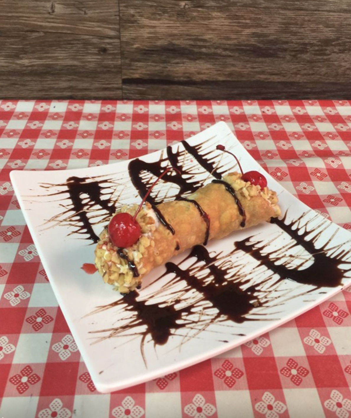 Order Cannoli food online from Pizzeria Bambinos store, Cathedral City on bringmethat.com