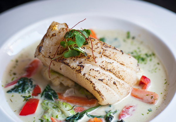 Order Chilean Sea Bass Green Curry food online from Four Spoons Restaurant store, Newton Center on bringmethat.com