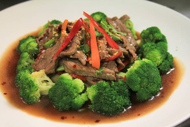 Order BROCCOLI IN OYSTER SAUCE food online from Lemon Grass Thai Kitchen store, Tampa on bringmethat.com