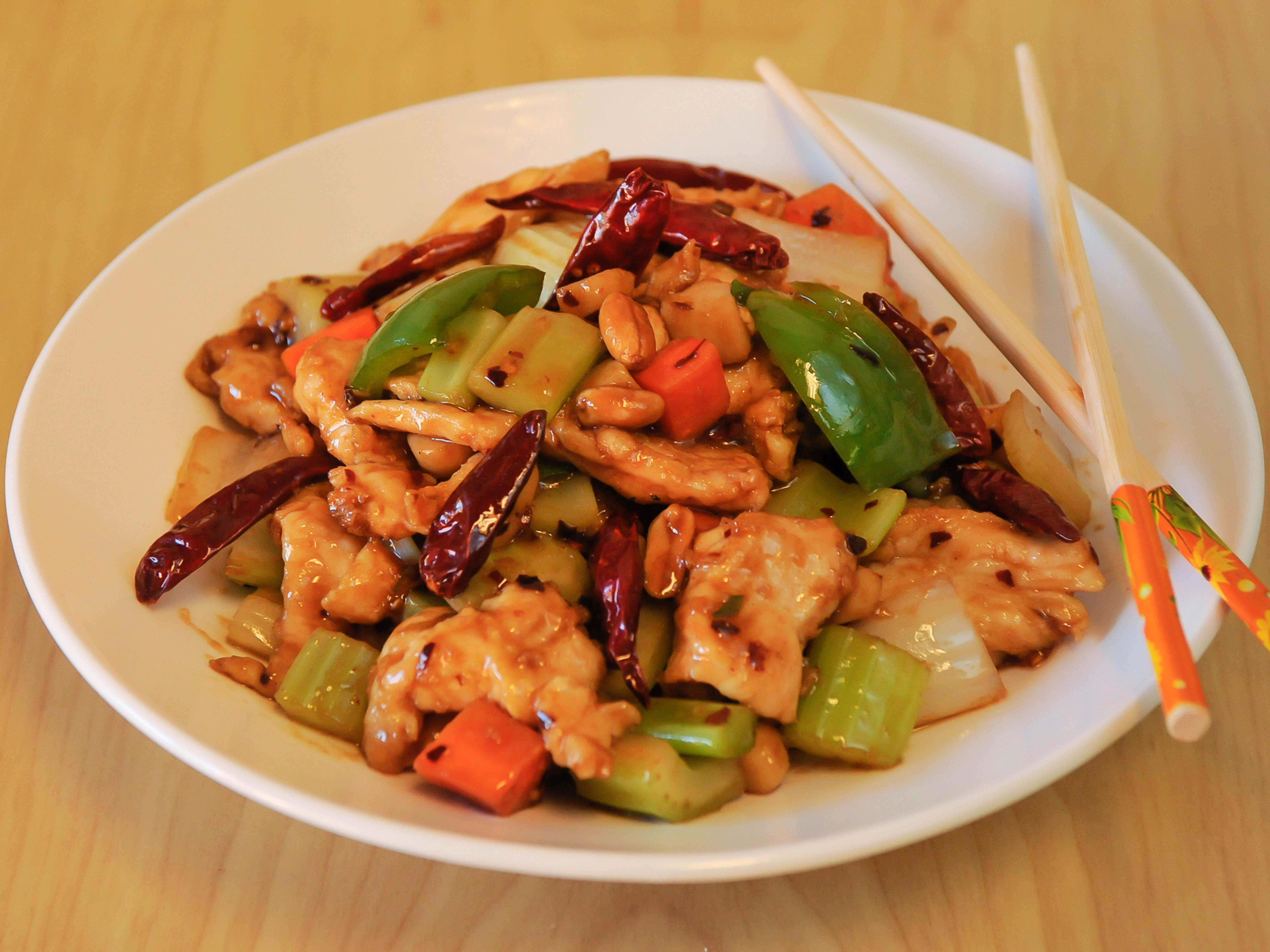 Order C3. Kung Pao Chicken food online from Dragon Palace store, Atlanta on bringmethat.com