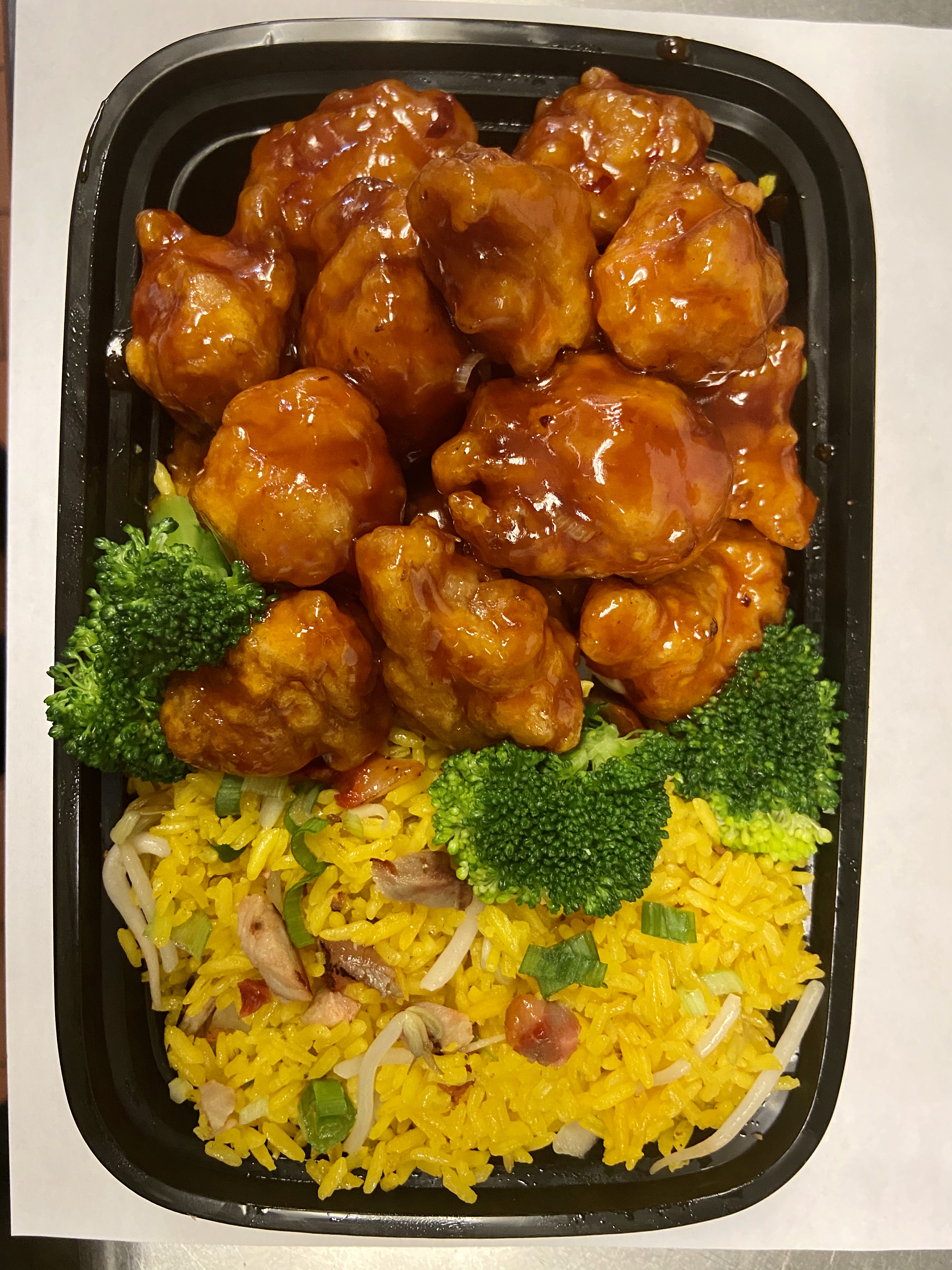 Order C11.General Tao‘S chicken 左鸡combo food online from Yummy store, Ridgewood on bringmethat.com