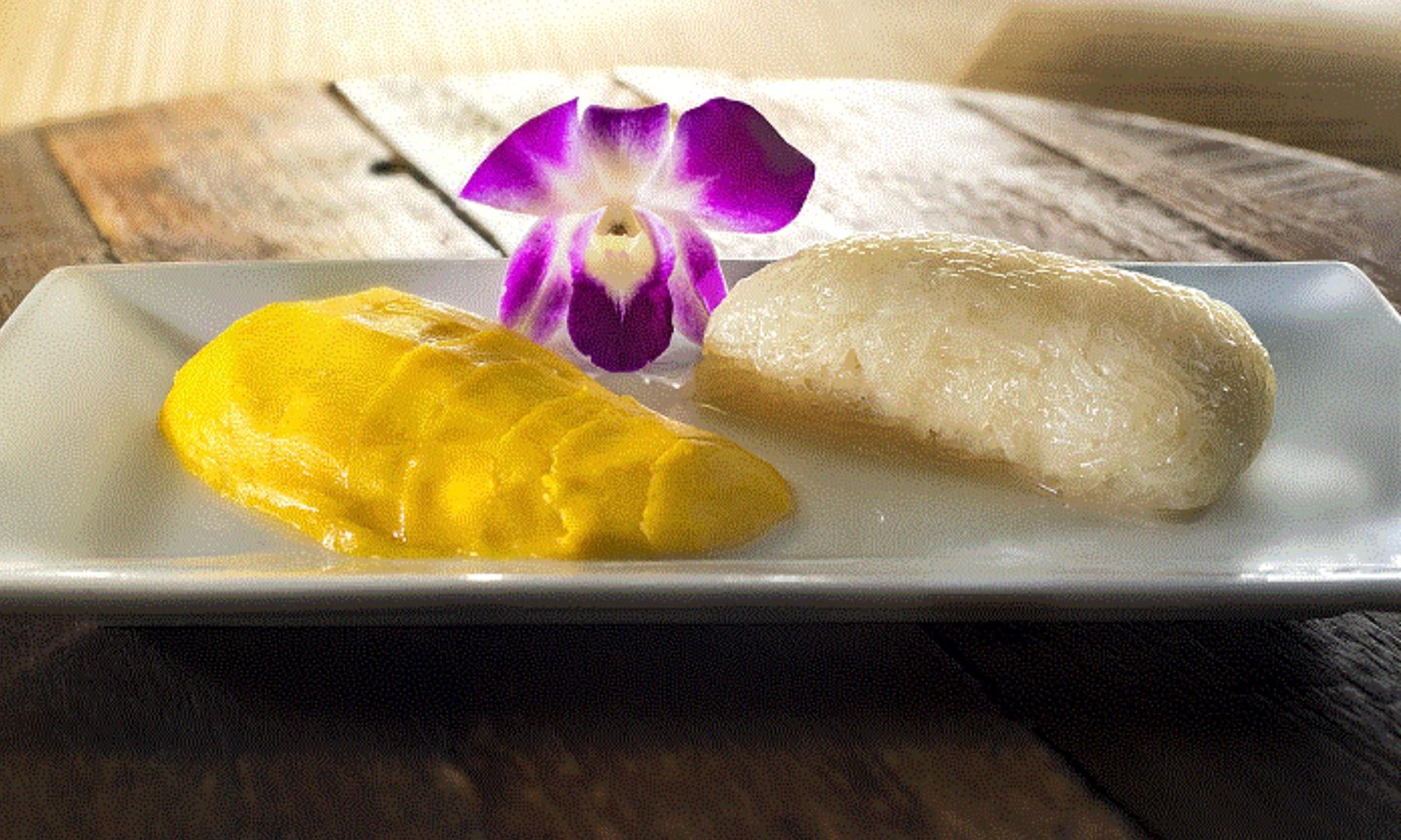Order Mango with Sticky Rice food online from Yummy thai store, New York on bringmethat.com