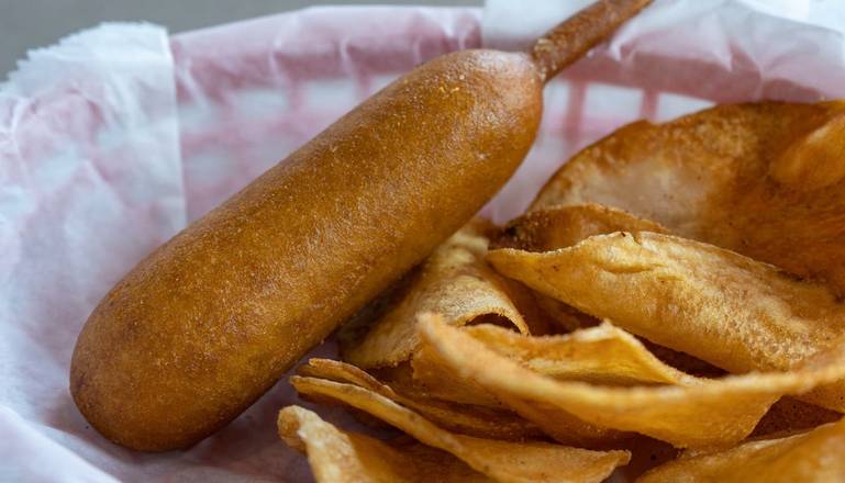 Order Kids Corn Dog food online from Pluckers Wing Bar store, Baton Rouge on bringmethat.com