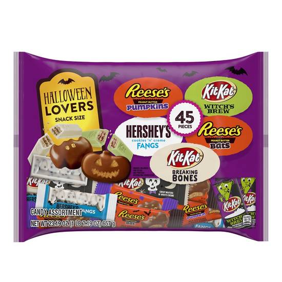 Order REESE'S, HERSHEY'S & KIT KAT Milk Chocolate & White Creme Assorted Halloween Candy, 45 CT food online from CVS store, PRATTVILLE on bringmethat.com