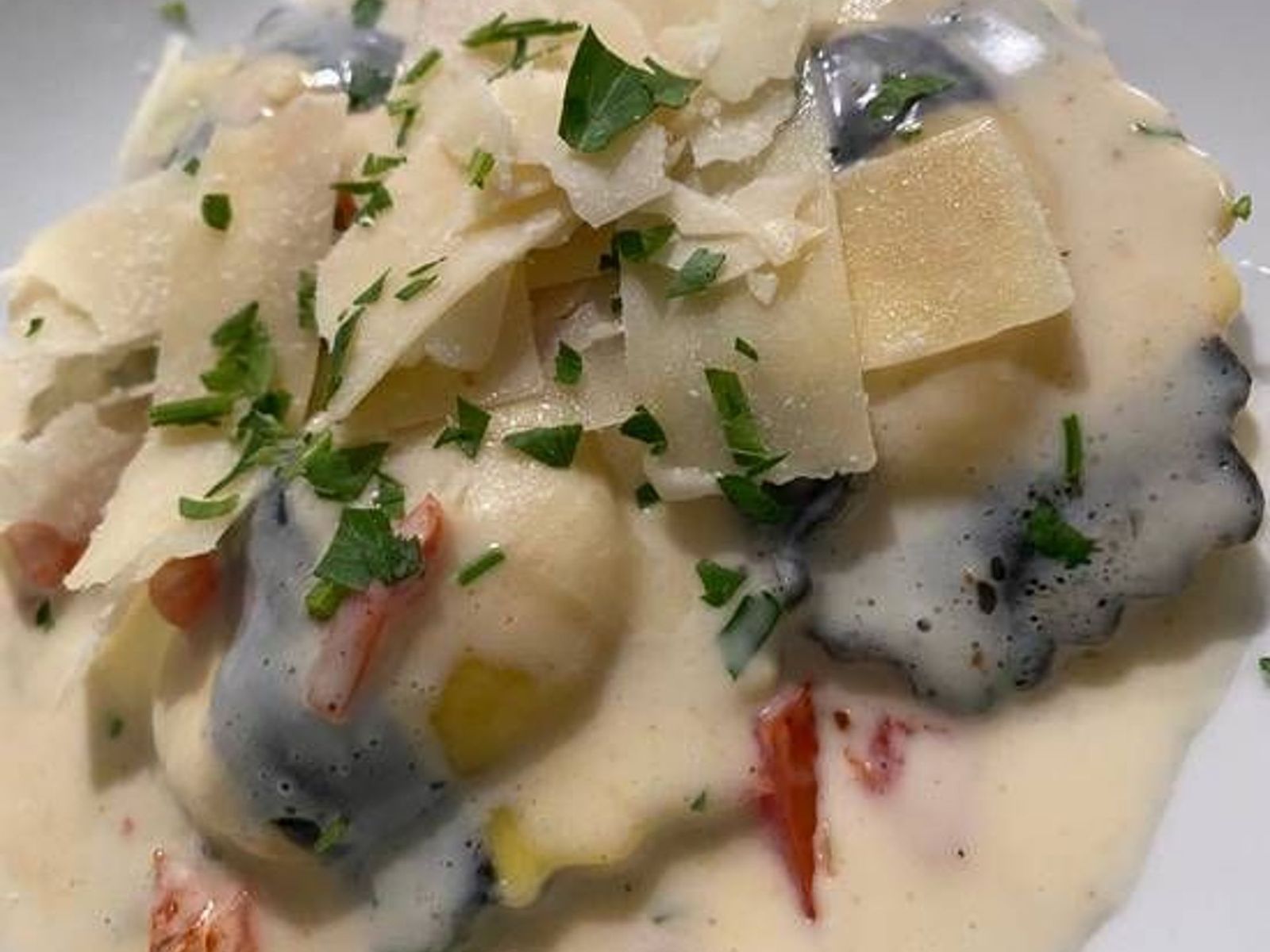 Order Lobster Ravioli food online from Bollo Woodfired Pizza store, Houston on bringmethat.com