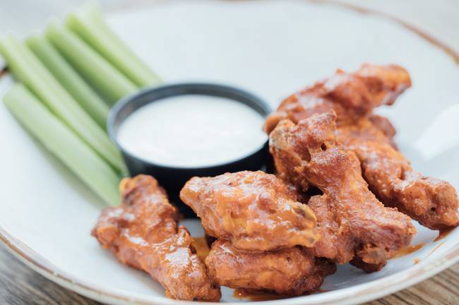 Order Wings food online from Atwoods Pizza Cafe store, Atlanta on bringmethat.com