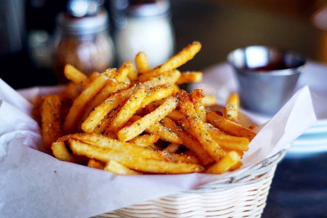 Order Seasoned Streets Fries food online from Streets Of New York -16841 E Shea Blvd store, FOUNTAIN HILLS on bringmethat.com