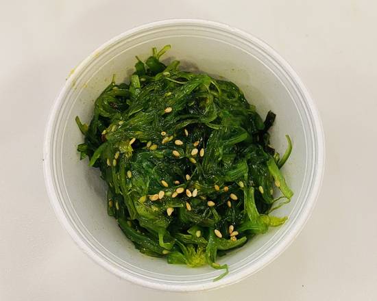 Order Green Seaweed Salad food online from Yami Yami Japanese Restaurant store, Atlanta on bringmethat.com