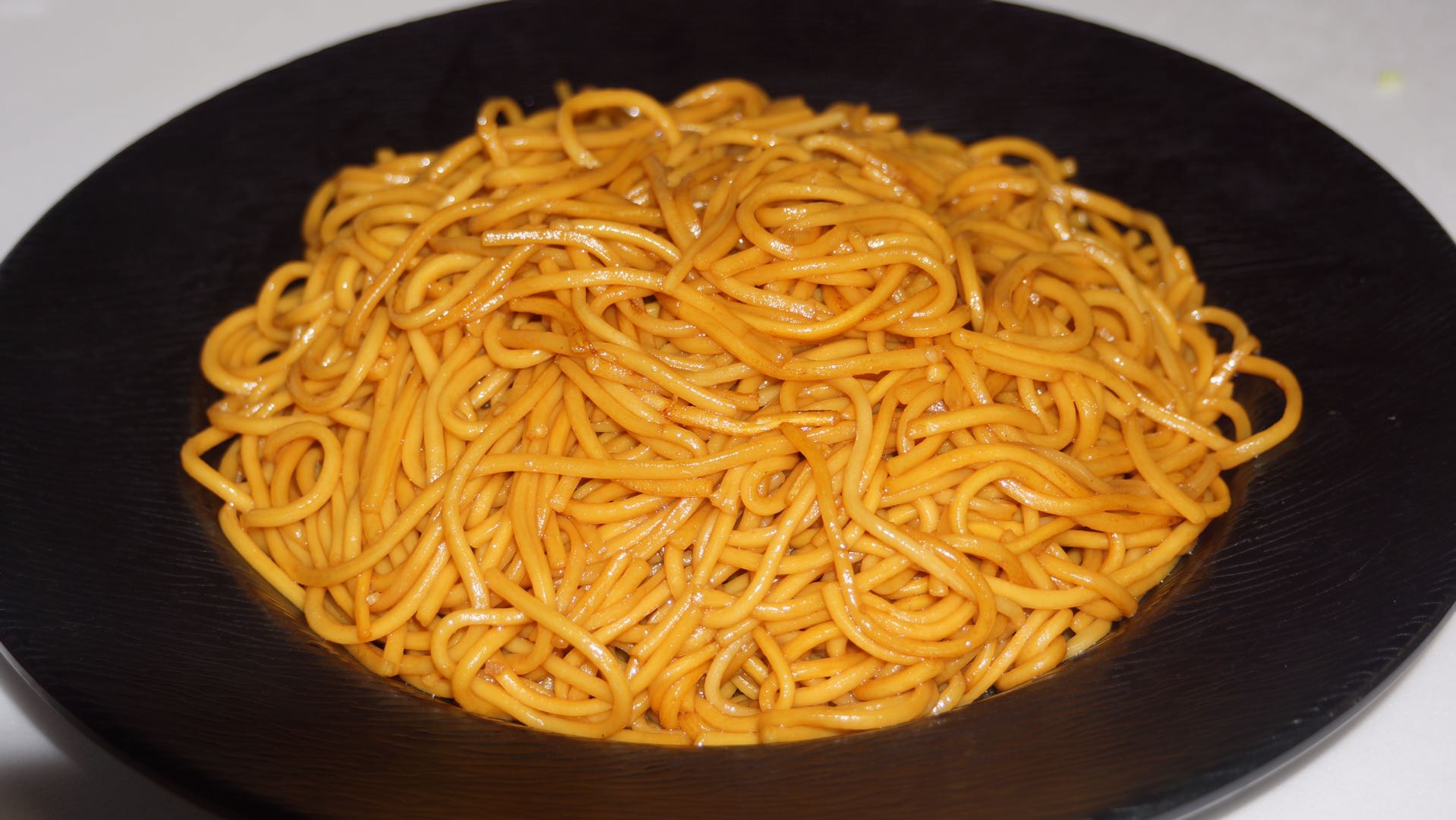 Order 98. Plain Chow Mein Noodle food online from Mandarin Chinese Cuisine store, Covina on bringmethat.com