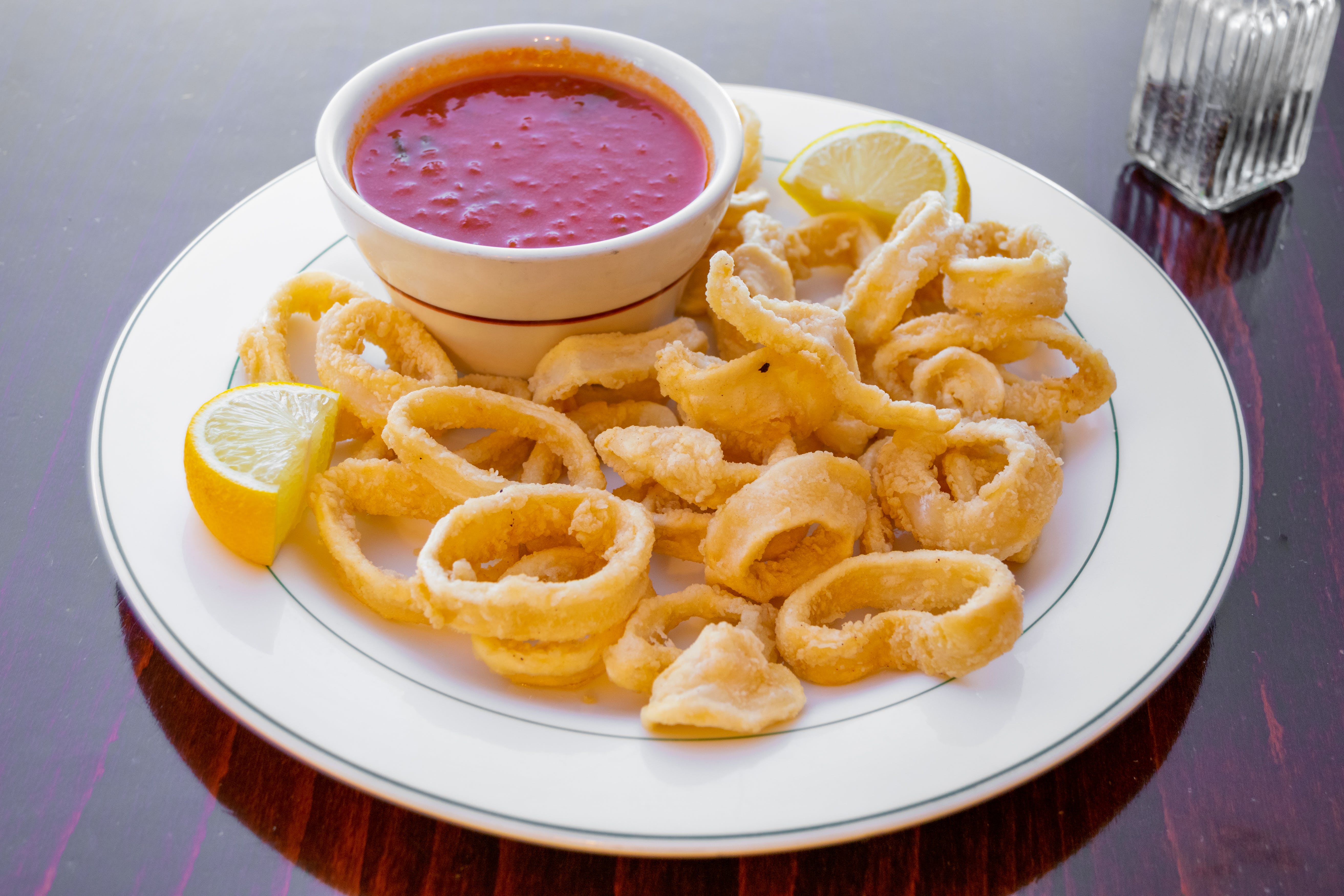 Order Fried Calamari - Appetizers food online from Casa Rosaria's store, Plainsboro Township on bringmethat.com