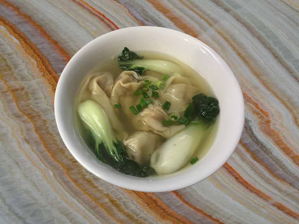 Order 402. Wonton Soup with Vegetables food online from San Sun store, San Francisco on bringmethat.com