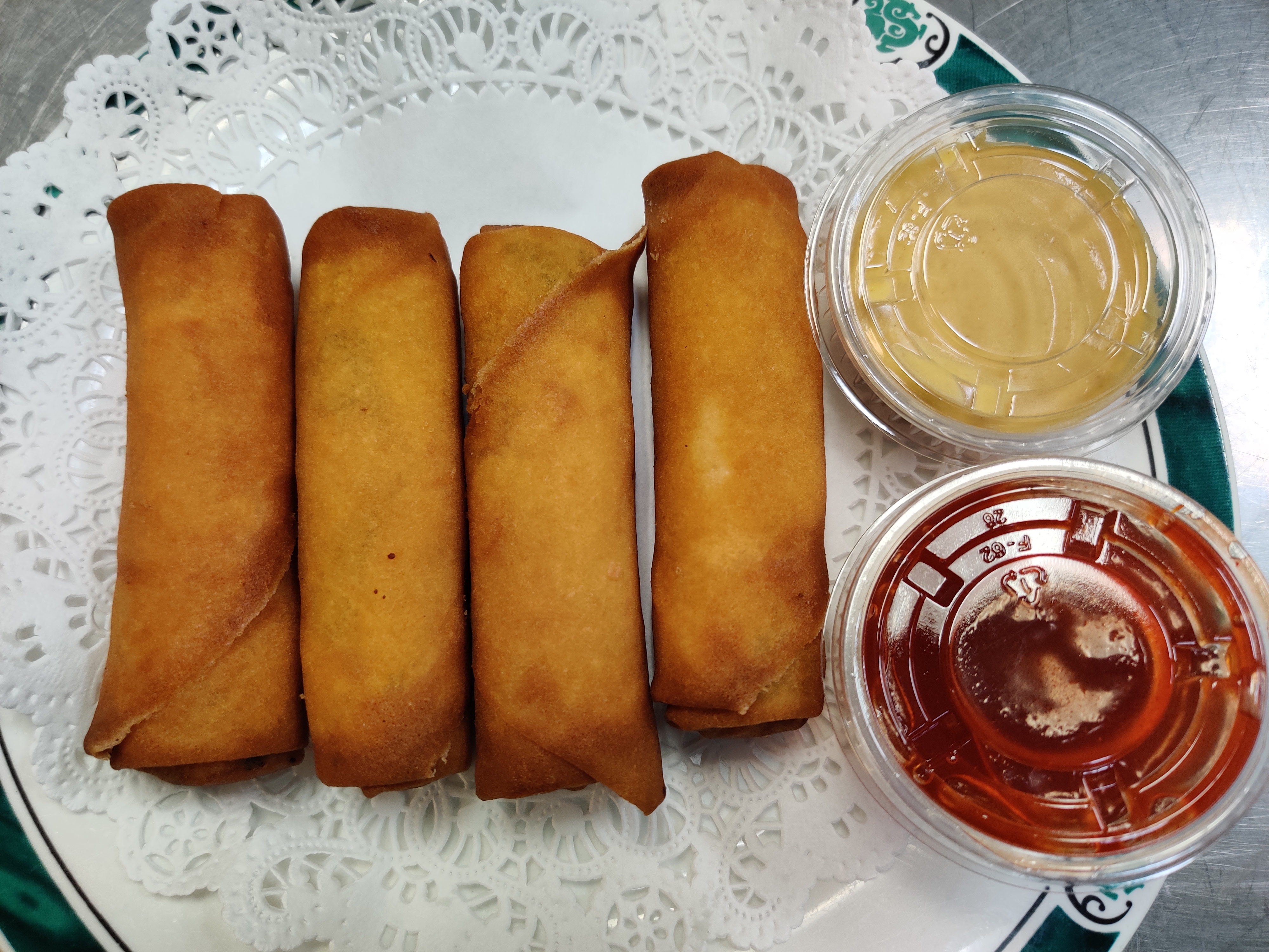 Order A1. Vegetable Spring Roll food online from 88 Chinese & Sushi Sherman Oaks store, Van Nuys on bringmethat.com