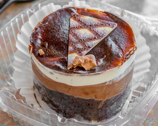 Order Chocolate Mousse food online from Fauci Pizza store, Lynn on bringmethat.com